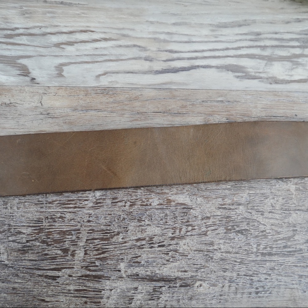 Salvatori brown leather belt w/brass tone buckle L - Picture 7 of 8